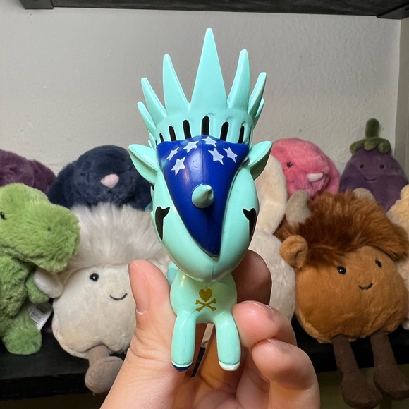 Tokidoki Liberty & Freedom Bambino Series 2 Vinyl Figure - Picture 2 of 6